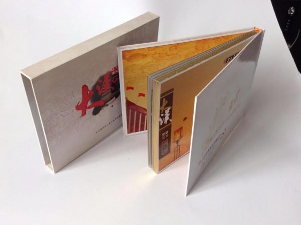 画册宣传单页印刷,保定雄安包装盒,北京手提袋制作,名片,展架,台历,礼盒